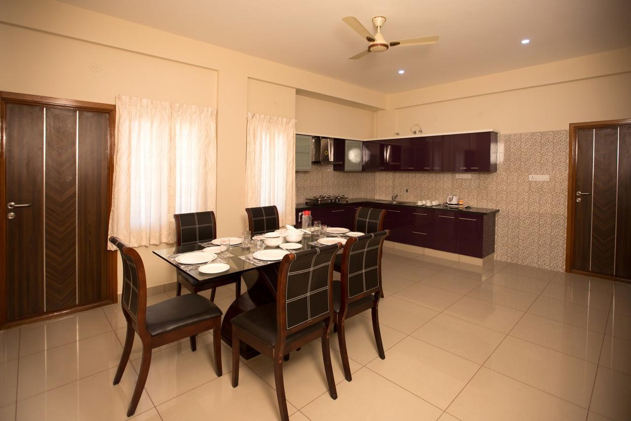 Benaka Suites Bangalore Exterior foto