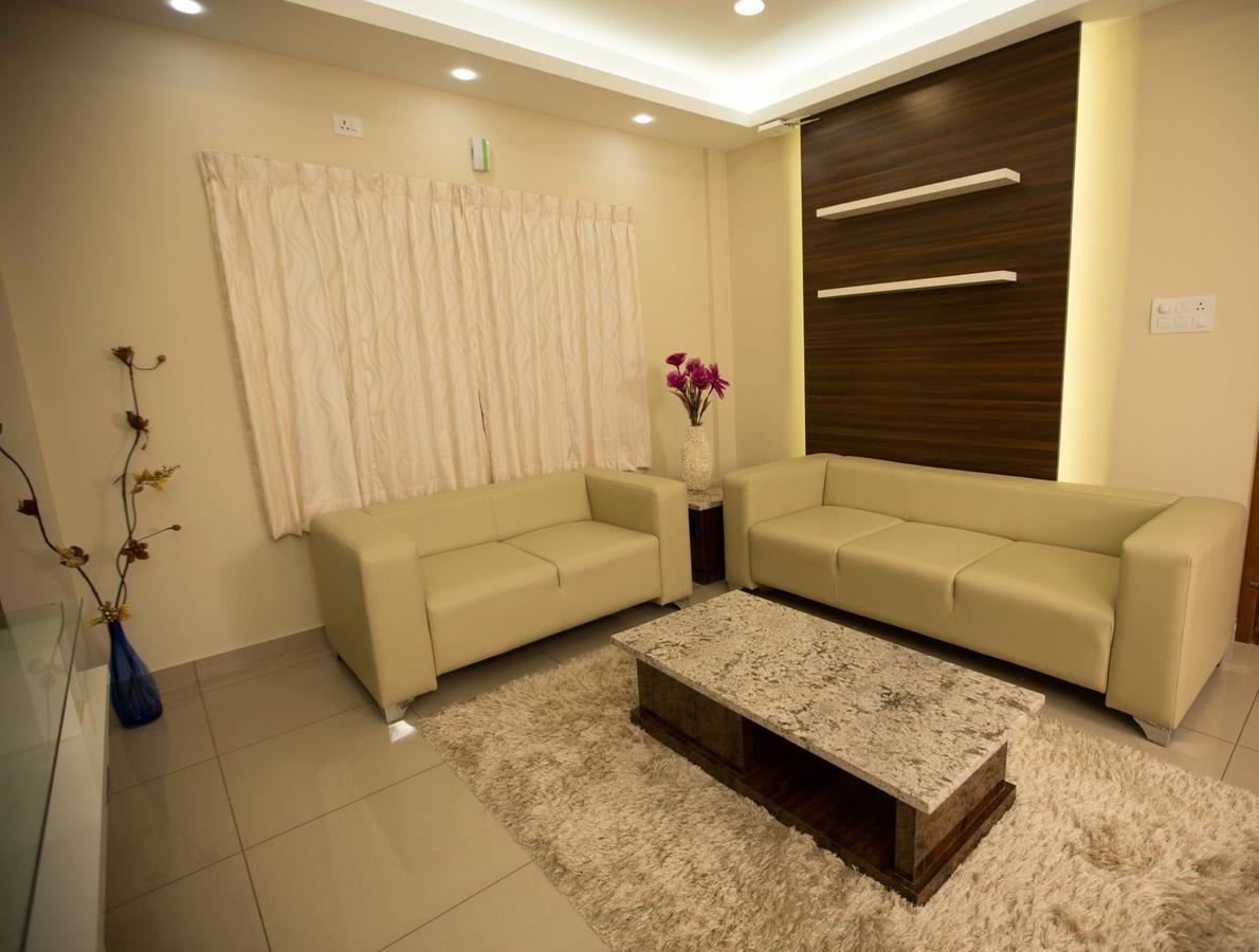 Benaka Suites Bangalore Exterior foto